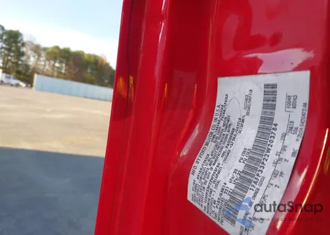 2002 Ford Focus Lx из США, поврежденный, VIN 1FAFP33P22W203784